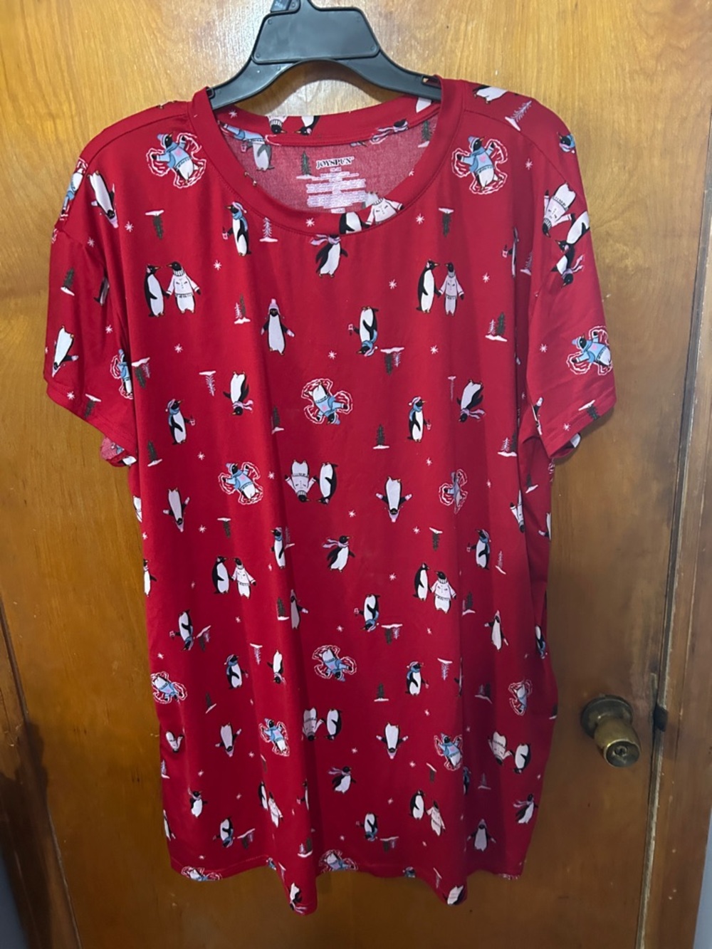 JoysPun gently worn Red Penguin pj